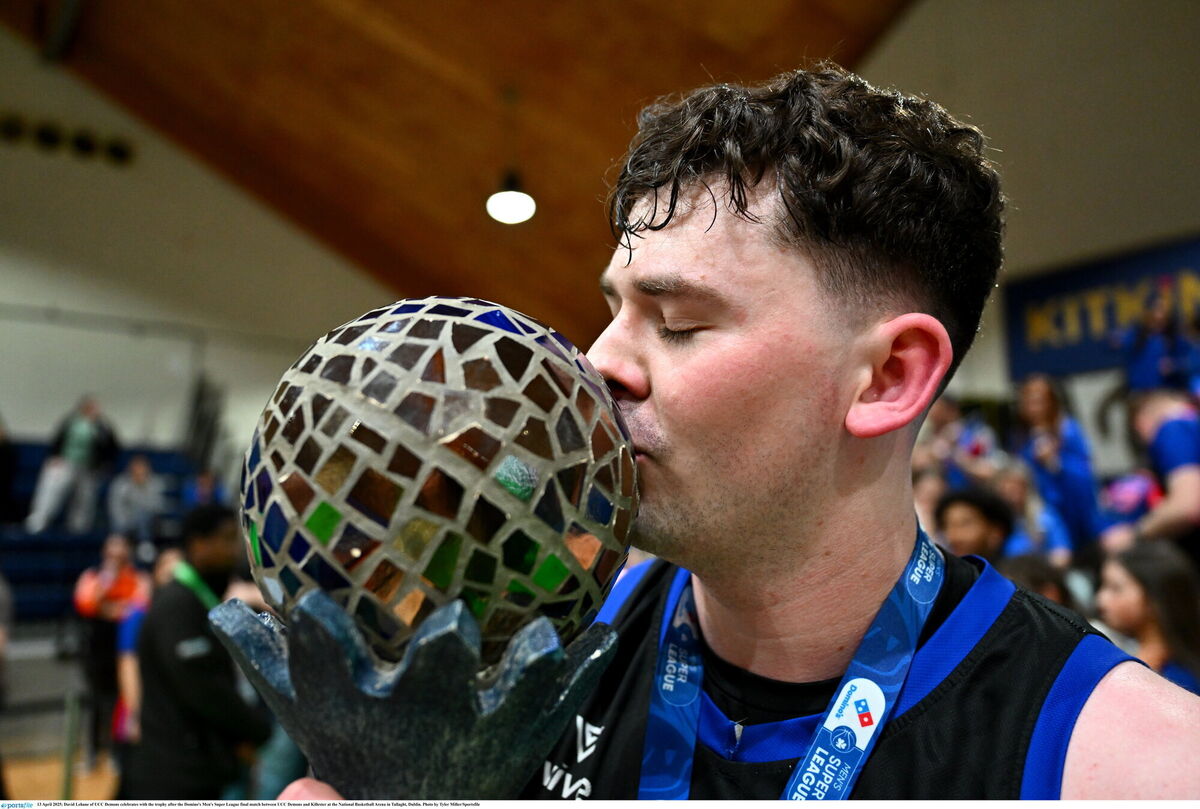 David Lehane kisses the trophy. Picture: Tyler Miller/Sportsfile