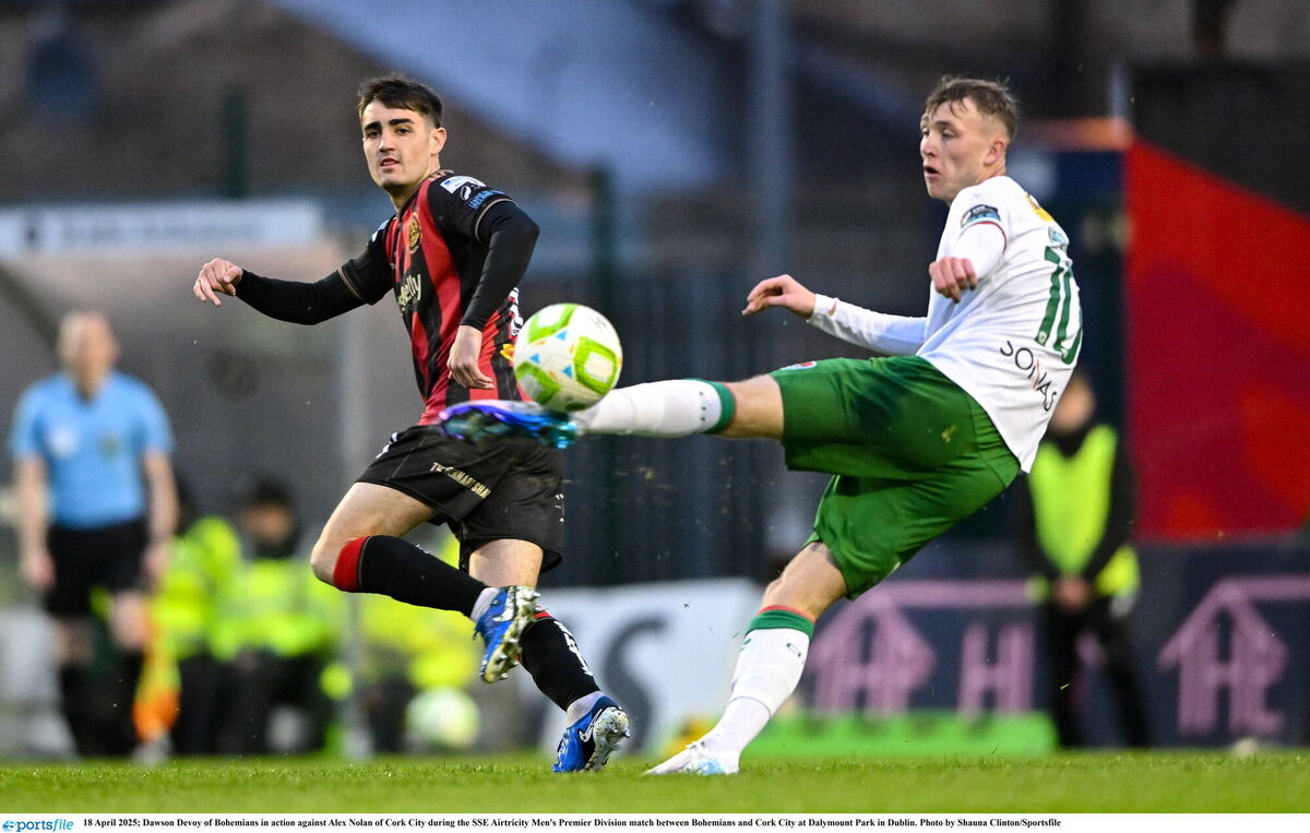 Dawson Devoy of Bohemians in action against Alex Nolan of Cork City during the SSE Airtricity Men's Premier Division match between Bohemians and Cork City at Dalymount Park in Dublin. Photo by Shauna Clinton/Sportsfile