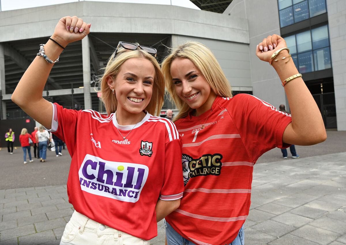 Caoimhe and Niamh Murray from Midleton. Picture: Eddie O'Hare Caoimhe and Niamh Murray from Midleton. Picture: Eddie O'Hare