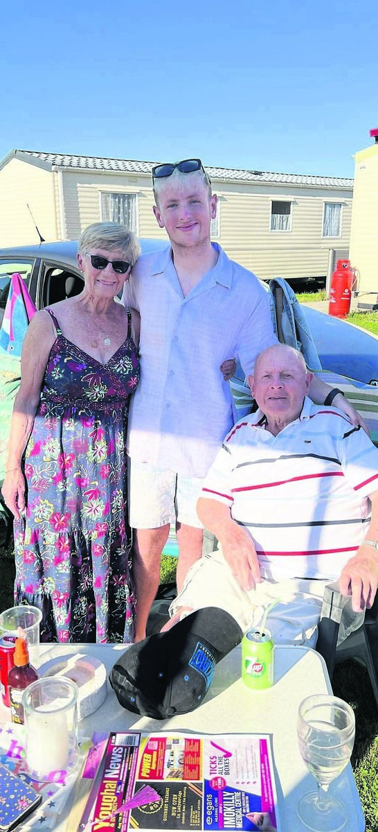 Robert O’Regan moved to England to study Musical Theatre Robert O’Regan moved to England to study Musical Theatre