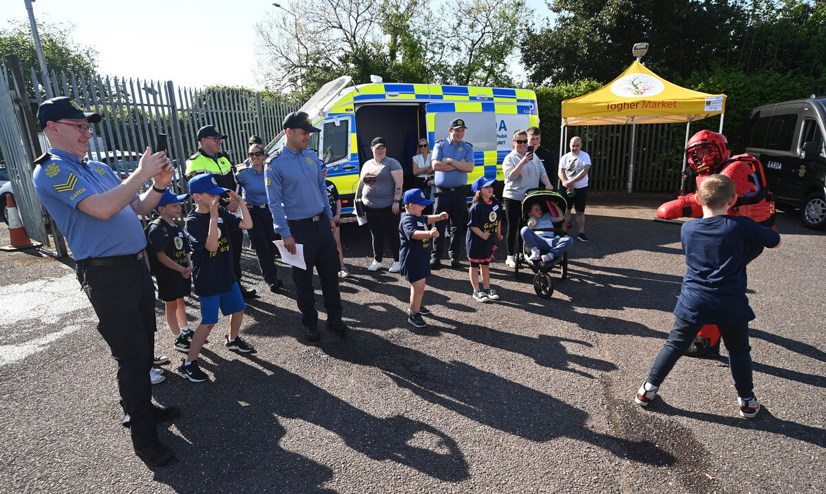 Trainees larning about crowd control and the work of the Public Order unit. Picture: Larry Cummins. Trainees larning about crowd control and the work of the Public Order unit. Picture: Larry Cummins.