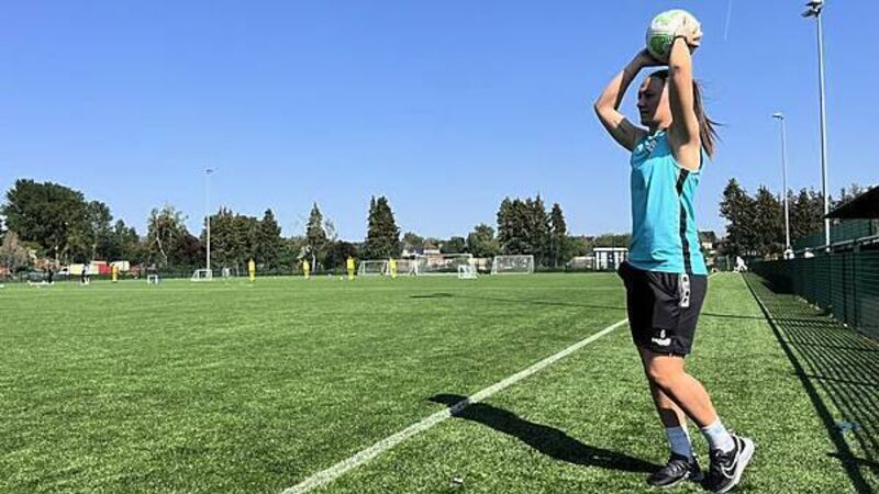 Megan Campbell breaks Guinness World Record for longest throw-in