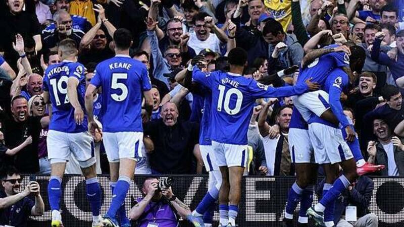 Quickfire double earns Everton victory at European hopefuls Fulham Quickfire double earns Everton victory at European hopefuls Fulham