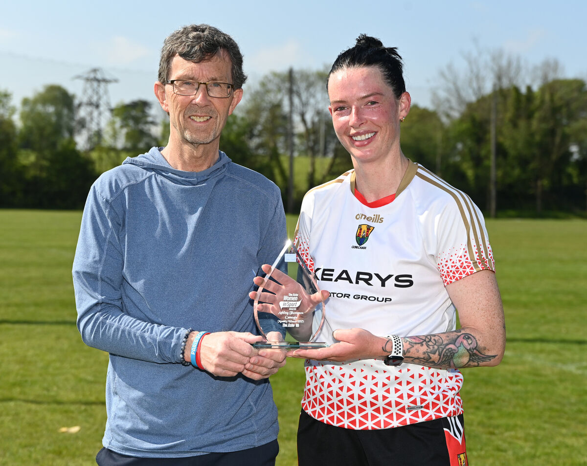 Rory Noonan, The Echo, presents Cork senior camogie player Ashling Thompson with The Echo Women in Sport award for April. Picture: Eddie O'Hare