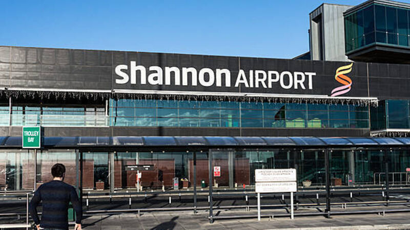 Ireland examining report that US deportees flight stopped at Shannon Airport