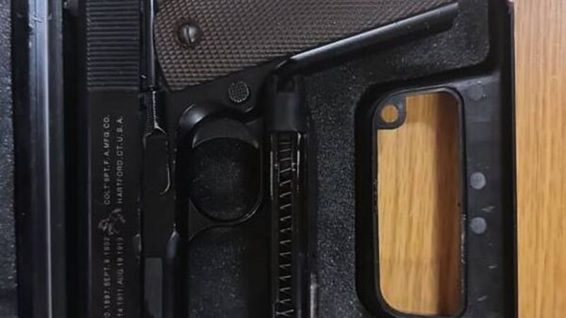 Five people arrested as drugs and imitation firearm seized in Co Wicklow Five people arrested as drugs and imitation firearm seized in Co Wicklow
