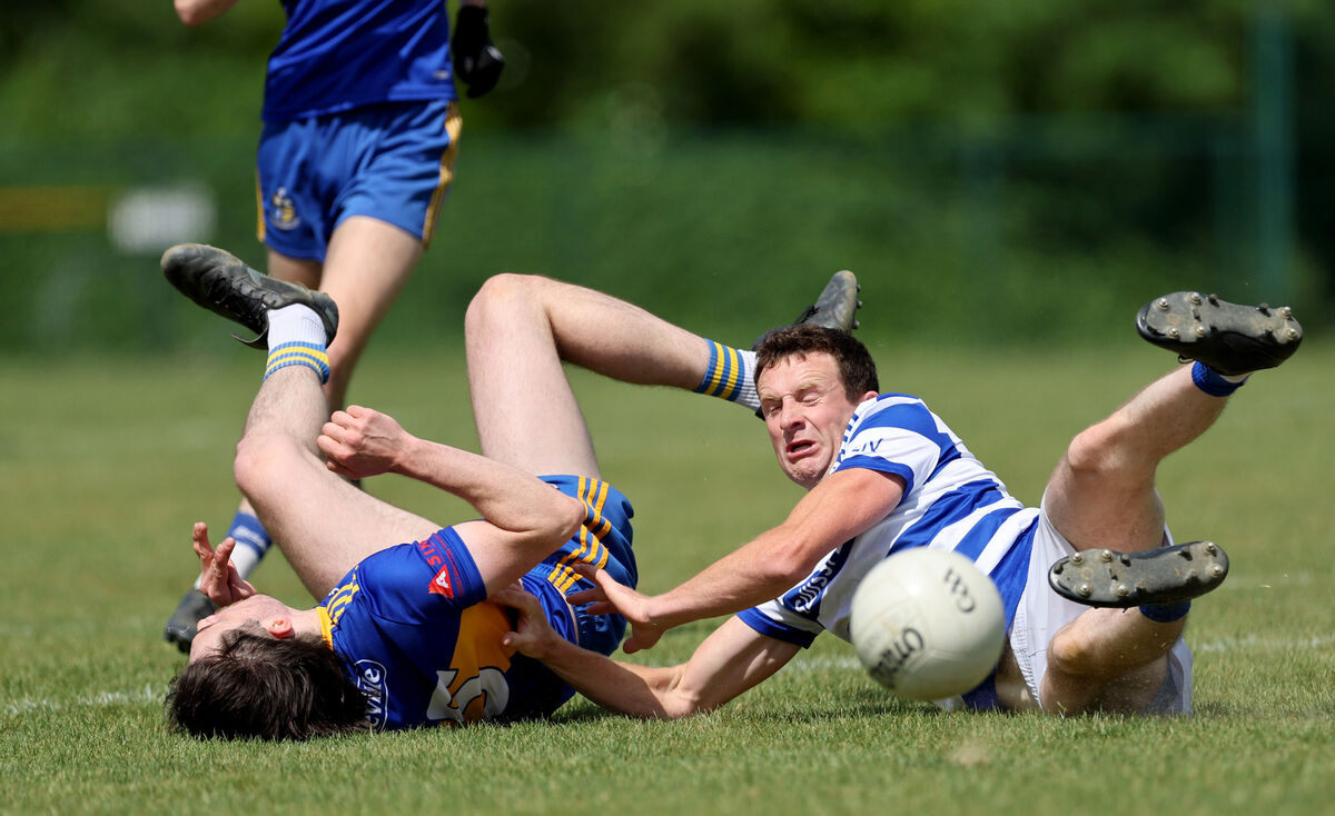 Kevin O'Reilly of Carrigaline and Johnny O'Regan of Castlehaven in action. Picture: Jim Coughlan  Kevin O'Reilly of Carrigaline and Johnny O'Regan of Castlehaven in action. Picture: Jim Coughlan