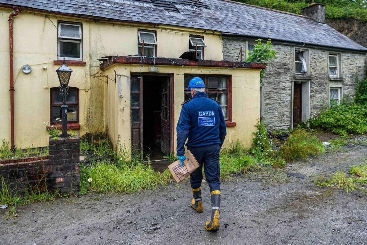 A Garda Scenes of Crime unit examined the building this morning. Picture: Andy Gibson.