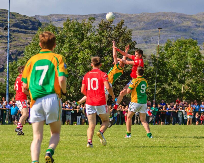 Urhan's Ciarán O'Sullivan and Garnish's Seán T O'Sullivan battle for the ball in 2019. Picture: Anne Marie Cronin Photography