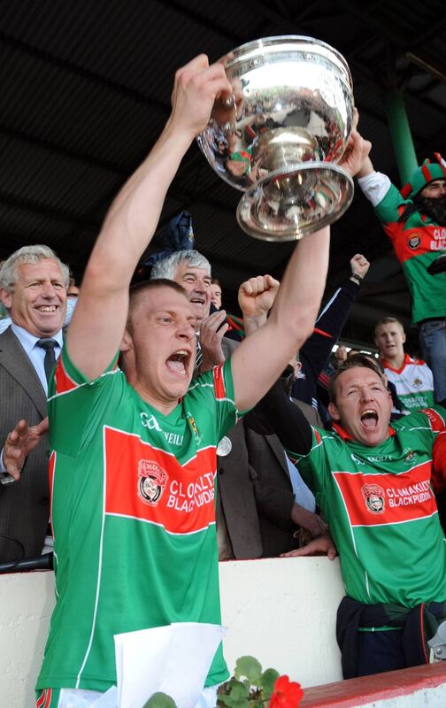 Clonakilty captain Timmy Anglin raises the Andy Scannell trophy after defeating St Finbarr's in the Cork SFC final in 2009. Picture: Eddie O'Hare