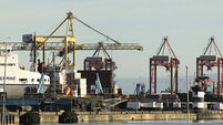 Irish exports fell by 43% to €21.9 billion in April compared to March