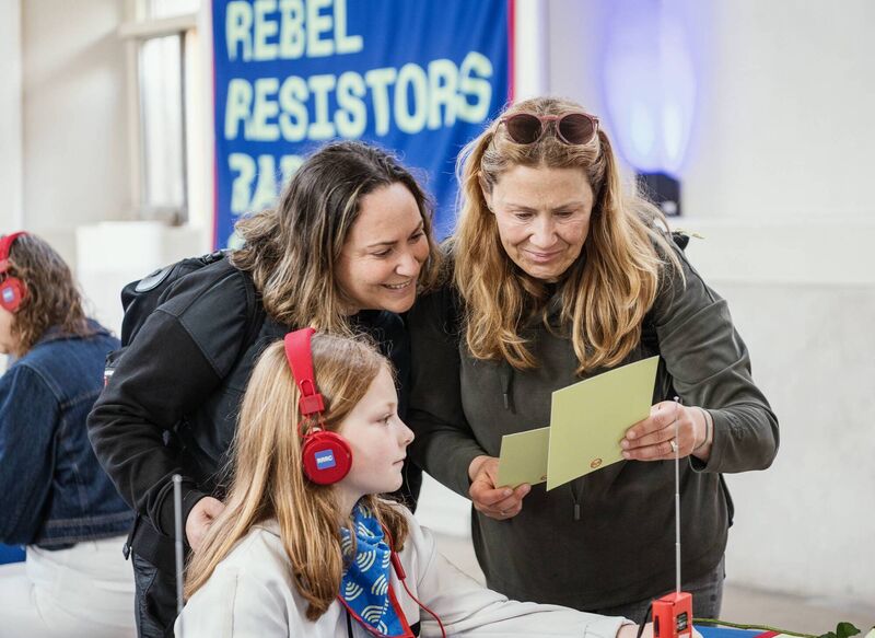 Visitors to the Rebel Resistors Radio Club exhibit. Visitors to the Rebel Resistors Radio Club exhibit.