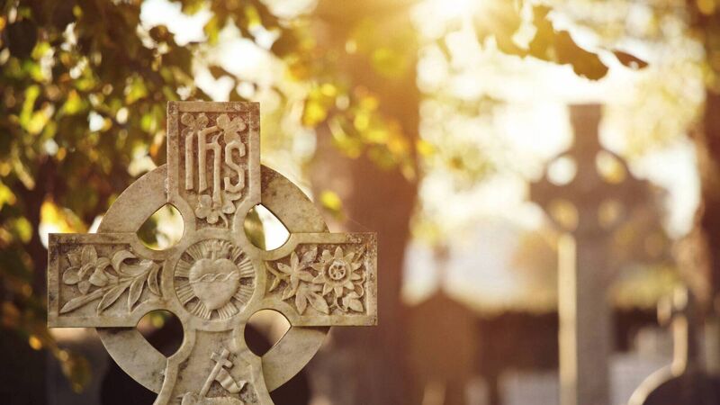'The most important thing is dignity': Call to allow back-to-back headstones in Cork cemeteries 'The most important thing is dignity': Call to allow back-to-back headstones in Cork cemeteries
