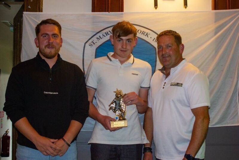 Richard Daly with Ryan and Jack (centre U16 schoolboy of the year)