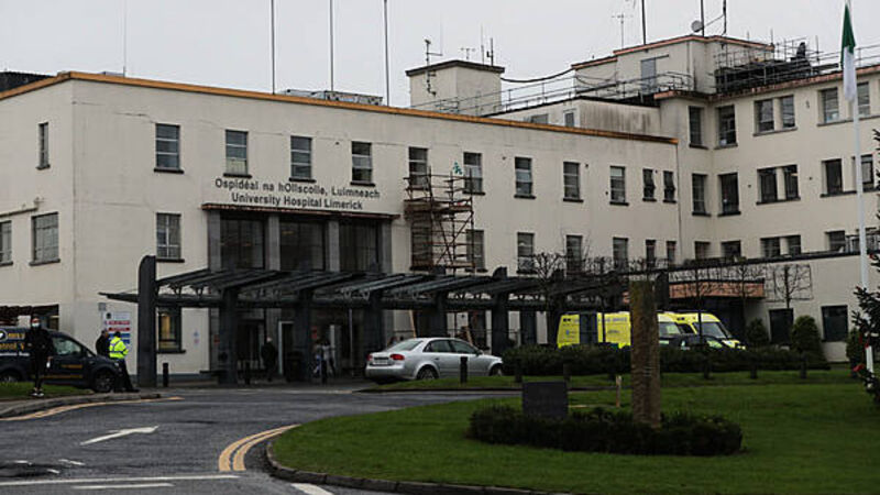 Hospital overcrowding: Over 400 people on trolleys in Irish hospitals