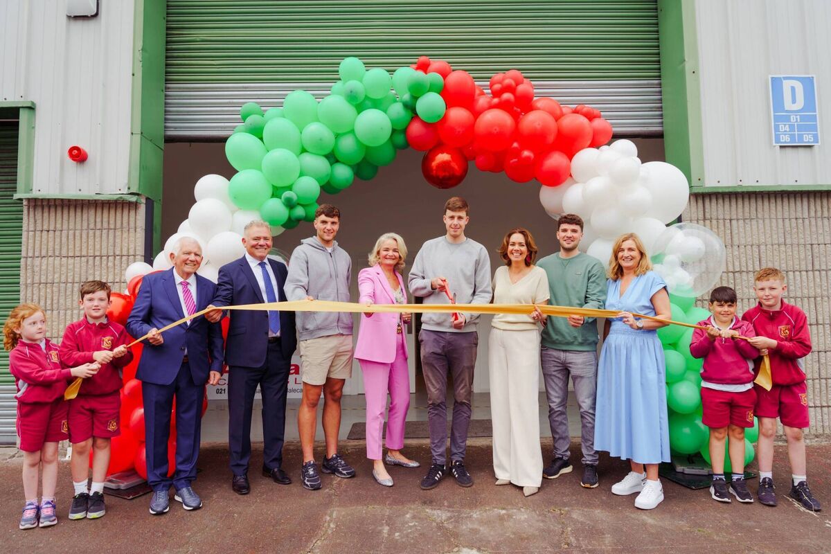From L-R are: Sadhbh Quinn, Iarlaith Quinn (Shanbally school), Liam McGinn, Declan McGinn, Brian Hayes (Cork team), Jennifer Linehan, Robert Downey (Cork team), Yvonne O’Neill, Padraig Power (Cork team), Orla McGinn, Iarlaith Boland-Yildirim (Shanbally) and Cormac Behan (Shanbally). From L-R are: Sadhbh Quinn, Iarlaith Quinn (Shanbally school), Liam McGinn, Declan McGinn, Brian Hayes (Cork team), Jennifer Linehan, Robert Downey (Cork team), Yvonne O’Neill, Padraig Power (Cork team), Orla McGinn, Iarlaith Boland-Yildirim (Shanbally) and Cormac Behan (Shanbally).