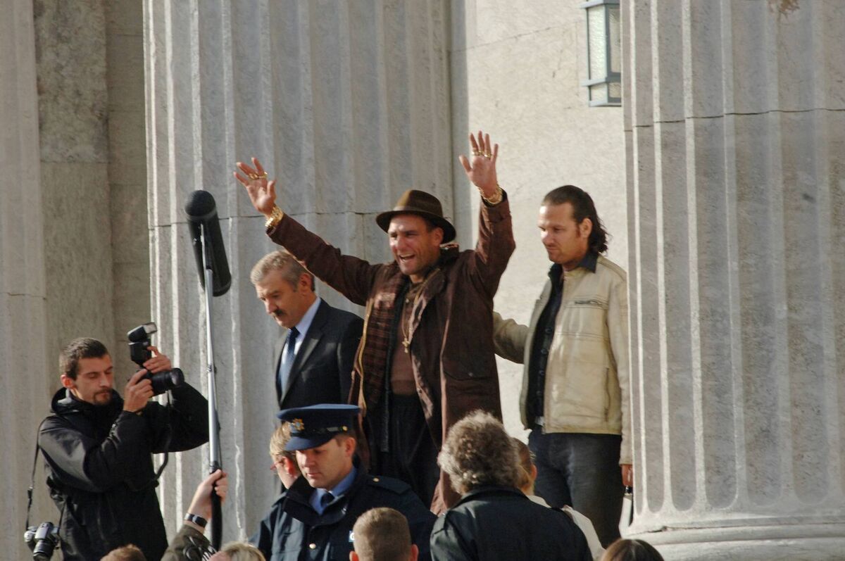 Vinnie Jones leaves 'court' during the filming of 'Strength And Honour', which he starred in alongside Michael Madsen and Richard Chamberlain, and was shot in Cork. Picture: Billy MacGill.