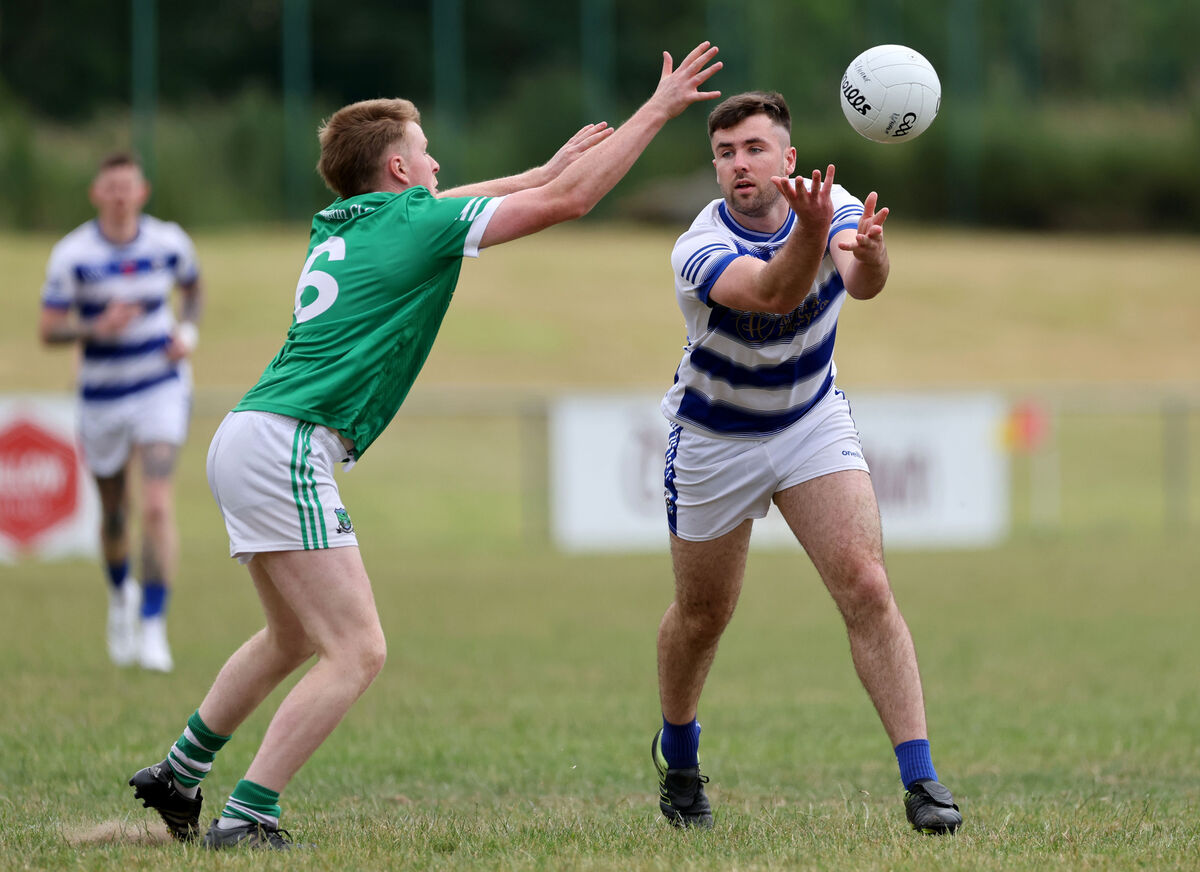 Ethon Varian of Ballyphehane in action against Jack Kearney of Araglen. Picture: Jim Coughlan Ethon Varian of Ballyphehane in action against Jack Kearney of Araglen. Picture: Jim Coughlan