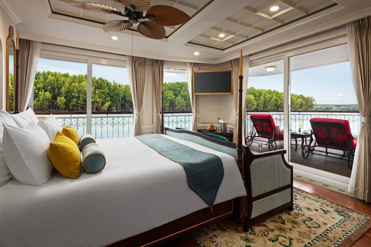 Stay in luxury suite accommodation on the water, with spacious terraces and elegant interiors Stay in luxury suite accommodation on the water, with spacious terraces and elegant interiors