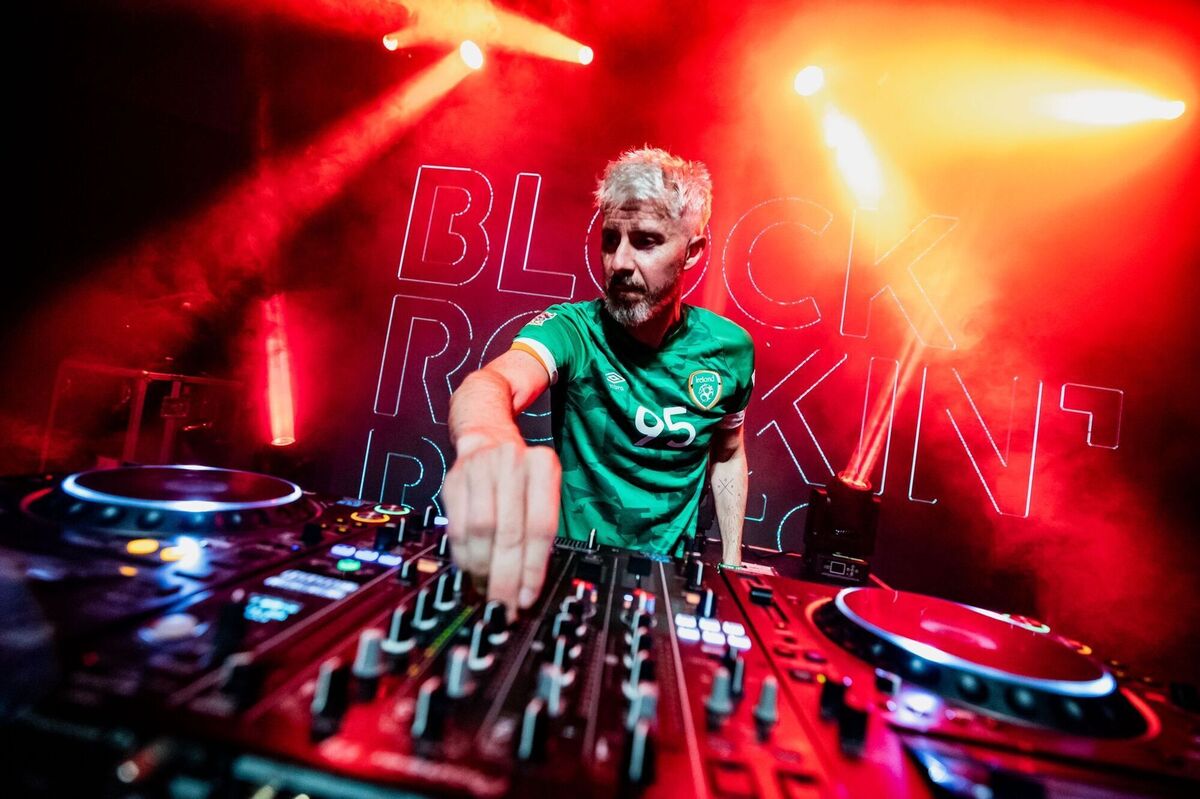 Dec Pierce’s Block Rockin’ Beats plays Live at the Marquee Dec Pierce’s Block Rockin’ Beats plays Live at the Marquee