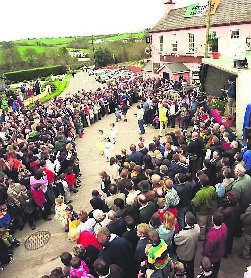 The world’s shortest St Patrick’s Day parade winding its way to The Weigh Inn in Dripsey in 2000, from The Lee Valley pub across the road - the latter has since closed