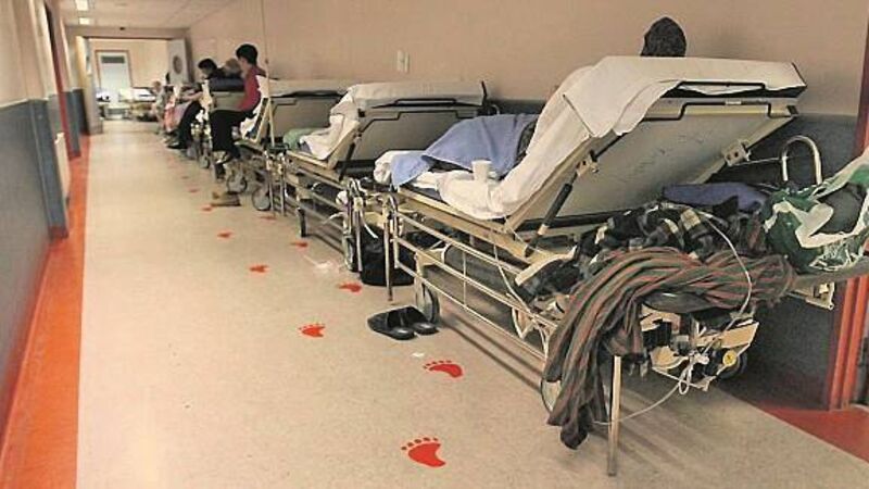 Hospital overcrowding: Over 360 patients waiting for a bed Hospital overcrowding: Over 360 patients waiting for a bed