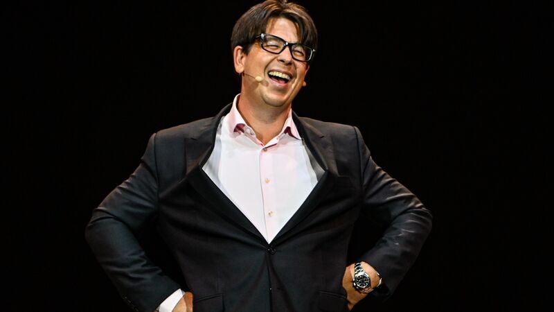 Review: McIntyre's 'plámás the Irish, slag the Brits' routine goes down well with Cork crowd Review: McIntyre's 'plámás the Irish, slag the Brits' routine goes down well with Cork crowd