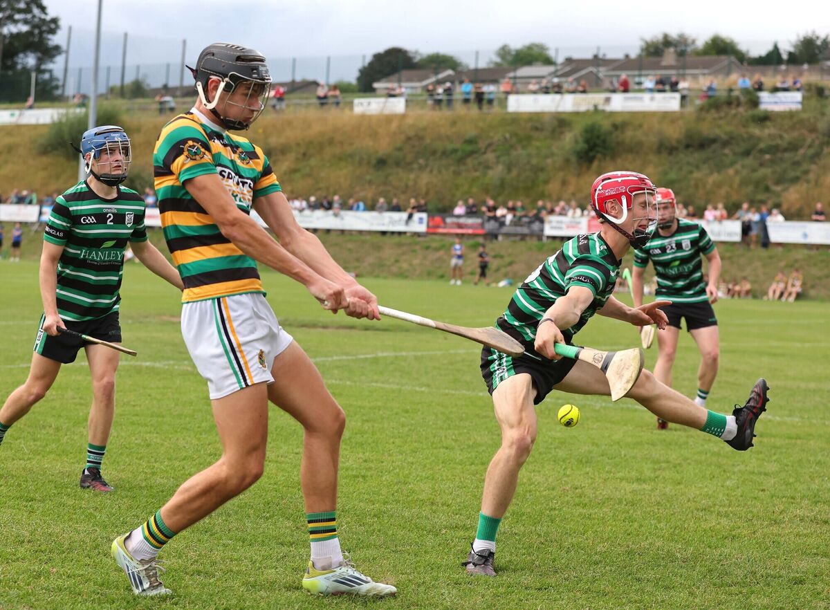  Michael T Brosnan, Glen Rovers, under pressure from Liam Kelleher, Douglas. Picture: Jim Coughlan.