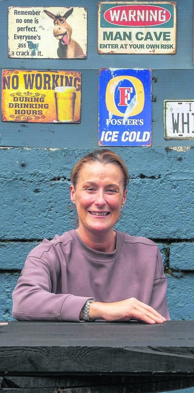 Sarah O’Grady (centre), owner of The Ferry Boat Inn in Ringaskiddy. Pictures: Noel Sweeney
                    