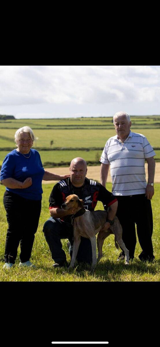 Damien Wade of Clogheen with Slievemish Spring winner of the Kenmare inter-county Senior Maiden draghunt, also included Eleanor and the late Michael Wade.