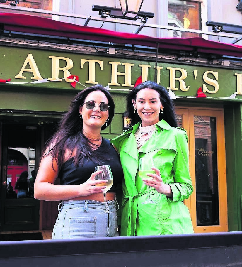Mariangela Doherty, Blackpool and Deirbhile Lee, Ballinlough, at an event celebrating the reopening of a reimagined Clancy’s Bar in Cork City. Picture: Alison Miles/OSM PHOTO
                    