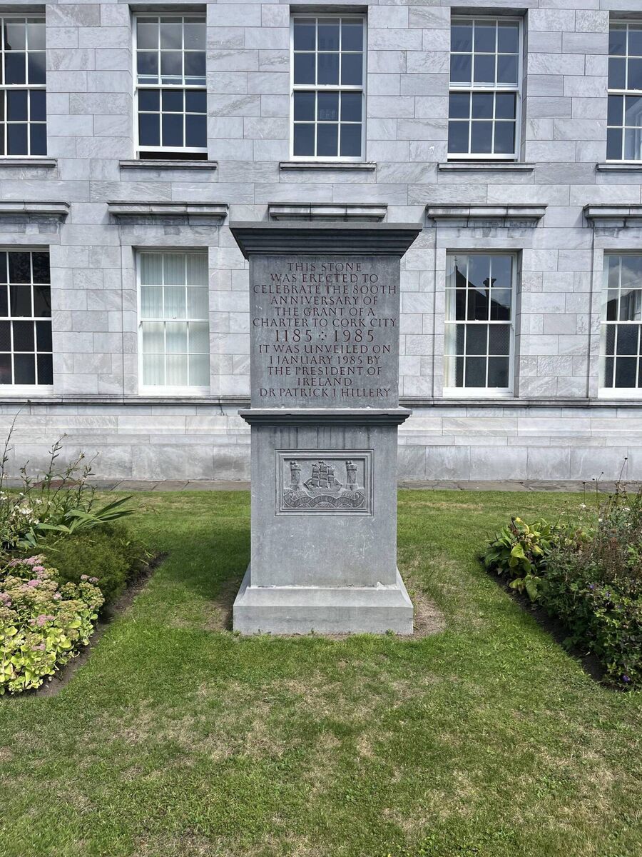 A commemorative stone unveiled on January 1, 1985, by then president Patrick Hillery to mark Cork 800.