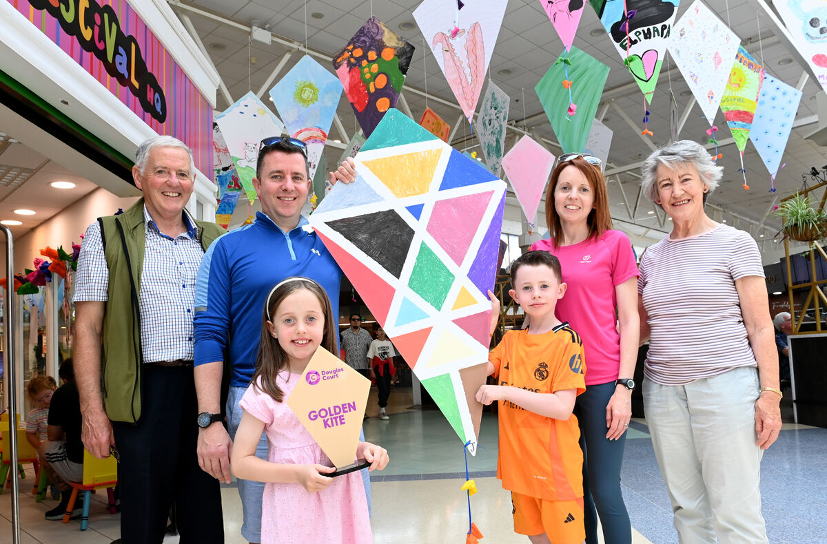 Rubyanne and Jamie O'Brien were Golden Kite Award winners at the Kite Festival HQ at Douglas Court Shopping Centre, pictured with parents Ken and Grainne and grandparents Kevin and Margaret. Rubyanne and Jamie O'Brien were Golden Kite Award winners at the Kite Festival HQ at Douglas Court Shopping Centre, pictured with parents Ken and Grainne and grandparents Kevin and Margaret.