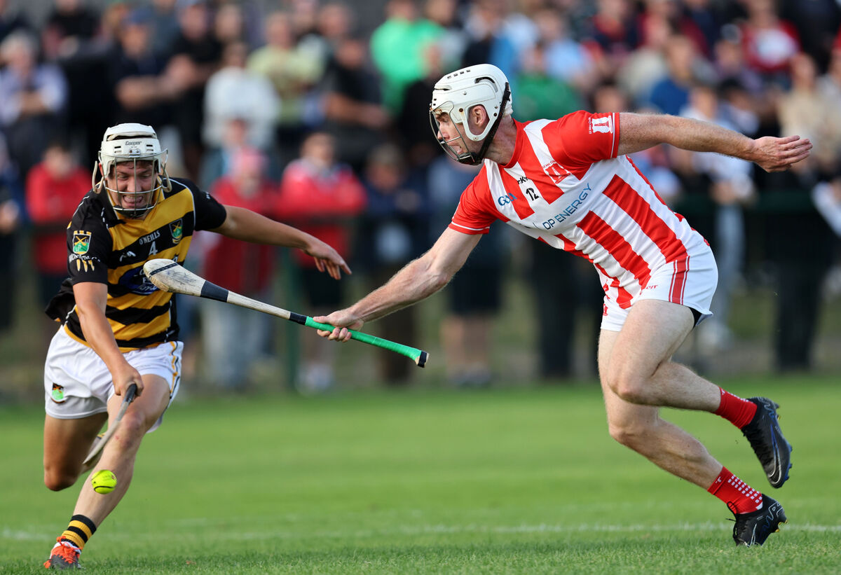  Brian Lawton, Imokilly, gets away from Luke Carey, Avondhu. Picture: Jim Coughlan.