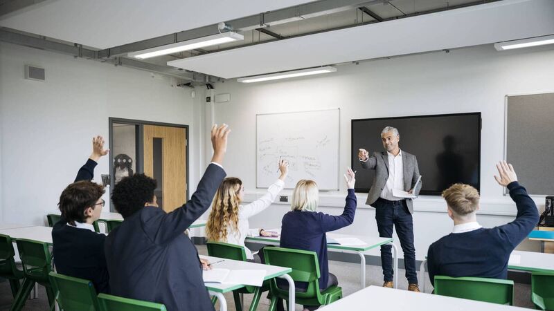 Schools drop subjects due to staff shortages: Unfilled vacancies in 67% of schools