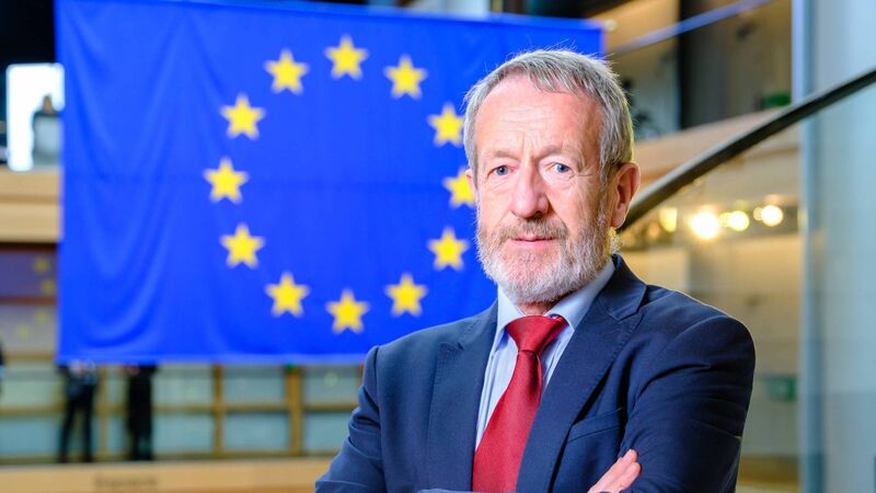 Seán Kelly to reconsider presidency race