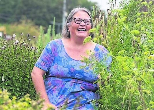 Jo Goodyear at Douglas Community Park Herb Garden during a workshop organised by Douglas Tidy Towns as part of the Cork on a Fork festival. 	Picture: Joleen Cronin
                    