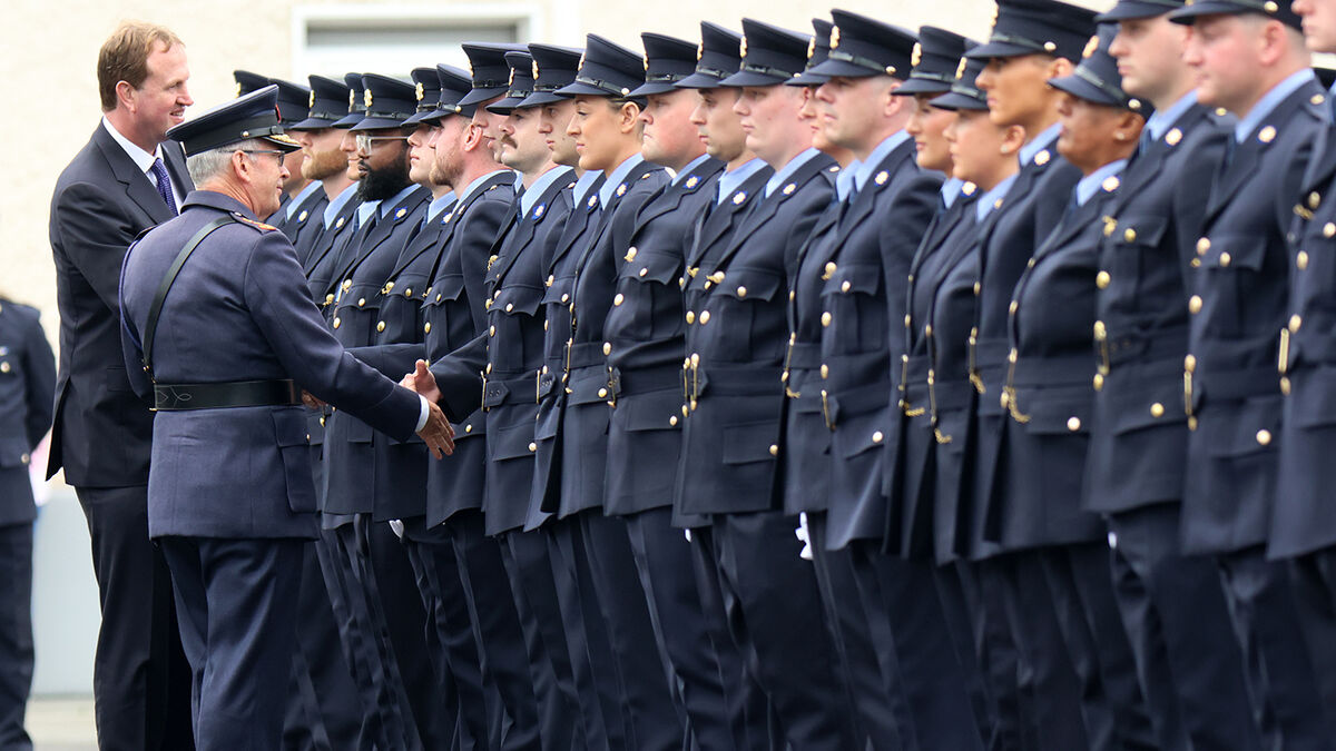 Lord Mayor thanks outgoing Garda Commissioner  for extra Cork gardaí