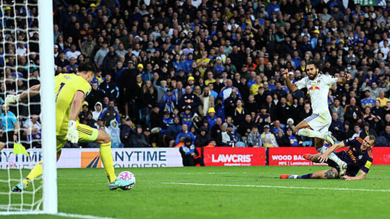 Leeds and Newcastle share spoils in stalemate Leeds and Newcastle share spoils in stalemate