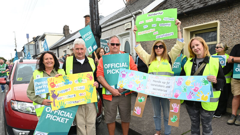 School secretaries and caretakers agree to withdraw strike for negotiations