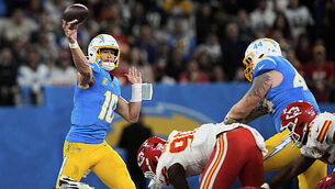 Justin Herbert outshines Patrick Mahomes as LA Chargers win NFL opener