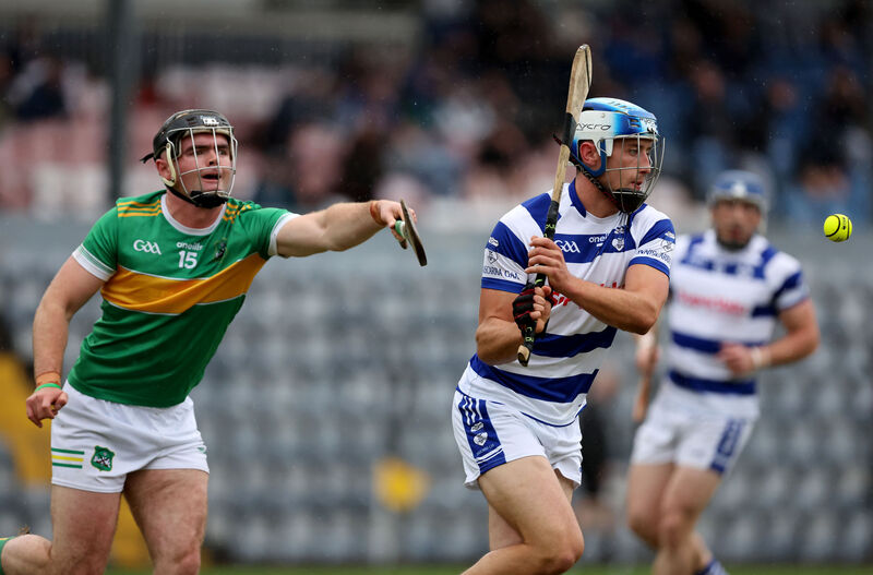 David Morrison, Castlelyons, puts pressure on Con O'Leary, Inniscarra. Picture: Jim Coughlan. David Morrison, Castlelyons, puts pressure on Con O'Leary, Inniscarra. Picture: Jim Coughlan.