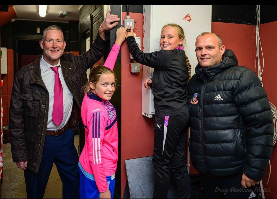 Switching on of Ringmahon lights: Ray O’Mahony (Redcove sponsor), players Zoe O’Leary and Belle Higgins with Paul Higgins (Chairman). Switching on of Ringmahon lights: Ray O’Mahony (Redcove sponsor), players Zoe O’Leary and Belle Higgins with Paul Higgins (Chairman).