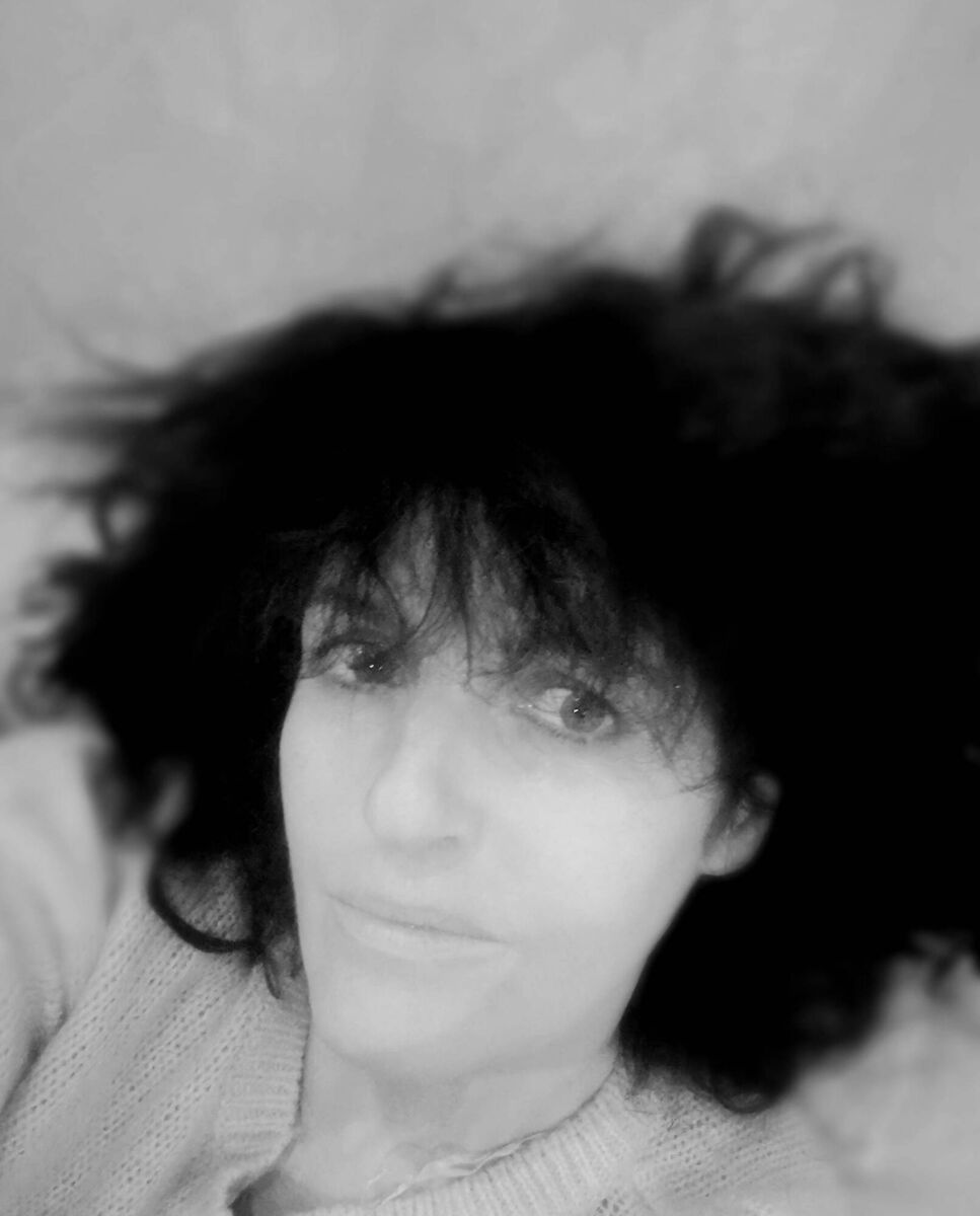 “I was in pain all the time, and that brought me to a very dark place,” said Wendy. “At the time, I needed a release, and that release was painting. It didn’t take away the pain, but it took away concentration on the pain.” “I was in pain all the time, and that brought me to a very dark place,” said Wendy. “At the time, I needed a release, and that release was painting. It didn’t take away the pain, but it took away concentration on the pain.”