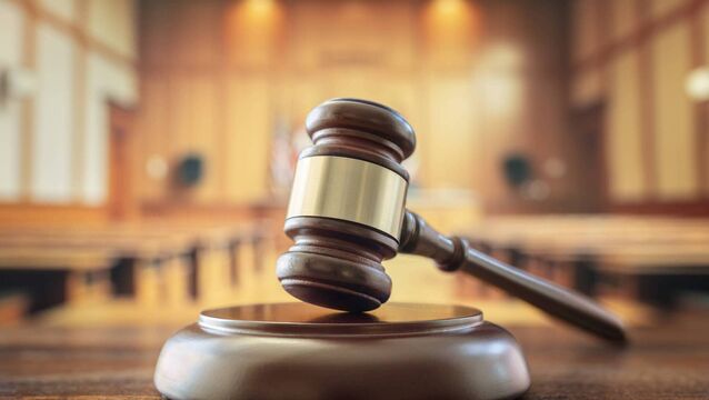 <p>Scoozi’s restaurant in Cork city was burgled just before 7am when a door was open for food deliveries, a court has heard.</p>