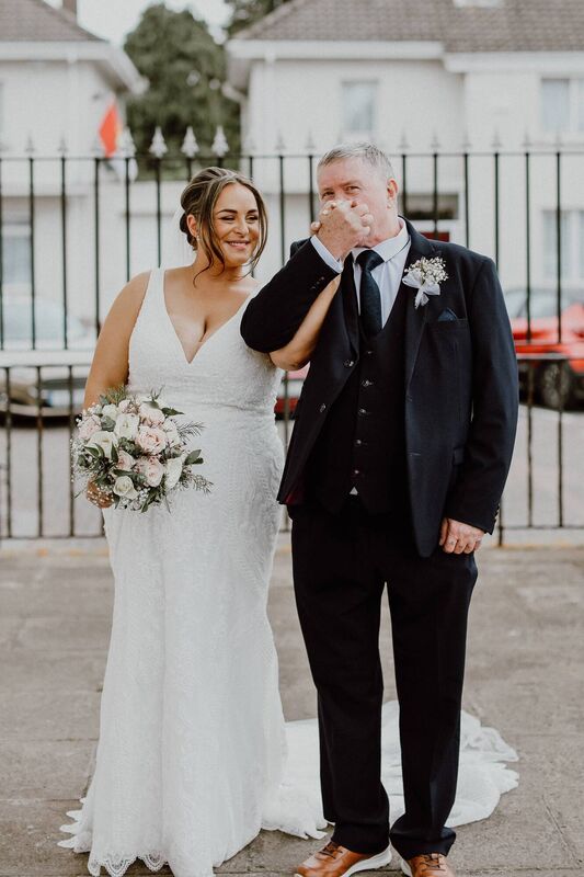 Tracey with her father Pat ahead of the ceremony. 