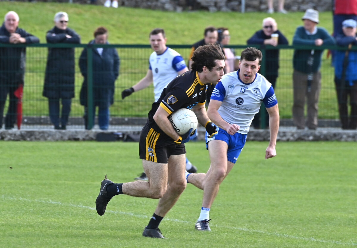 Denis O'Connor, Knocknagree, closes in on Fermoy's James Molloy. Picture Dan Linehan Denis O'Connor, Knocknagree, closes in on Fermoy's James Molloy. Picture Dan Linehan