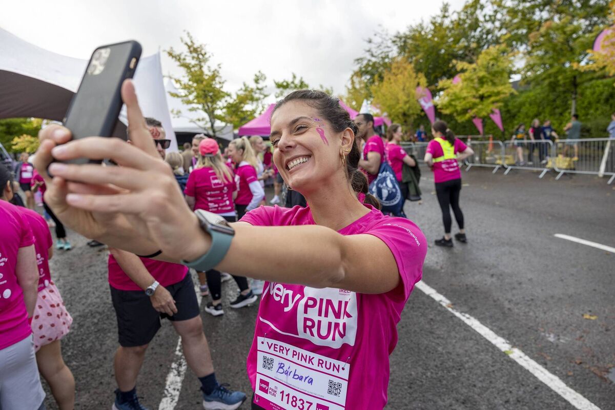 Barbara Arias from Spain pictured taking a selfie, part in the recent Breast Cancer Ireland Very Pink Run in MTU, Bishopstown.