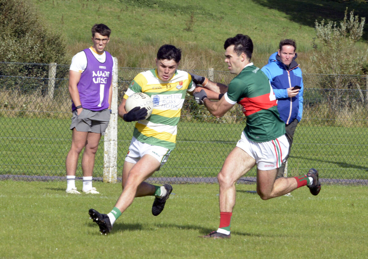 Timmy Cullinane of Carbery Rangers tries to hold off Clonakilty's David Lowney. Picture: Denis Boyle Timmy Cullinane of Carbery Rangers tries to hold off Clonakilty's David Lowney. Picture: Denis Boyle