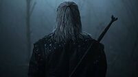 Liam Hemsworth unveils teaser of The Witcher during Alvarez-Crawford fight